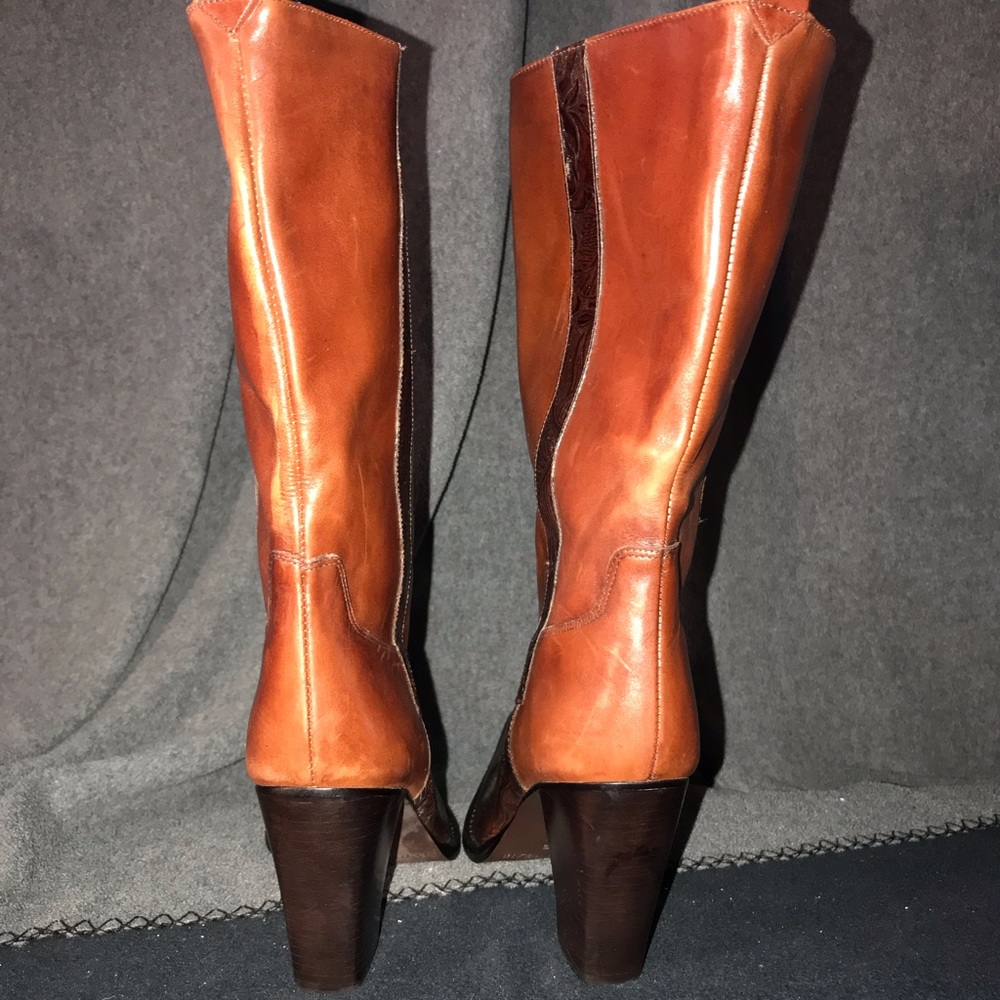 Shoes - Picture 4 of 4